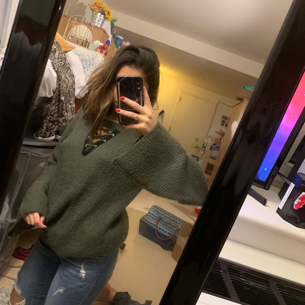 Sweater - Picture 2 of 2